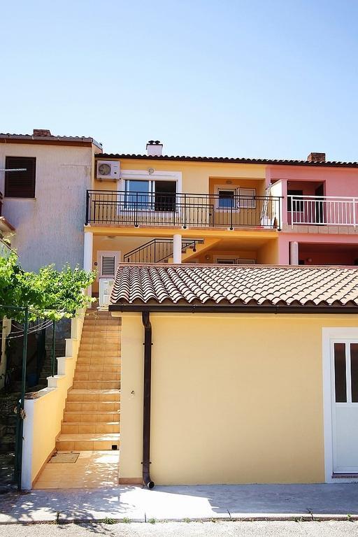 Apartments Danijel Premantura Exterior photo