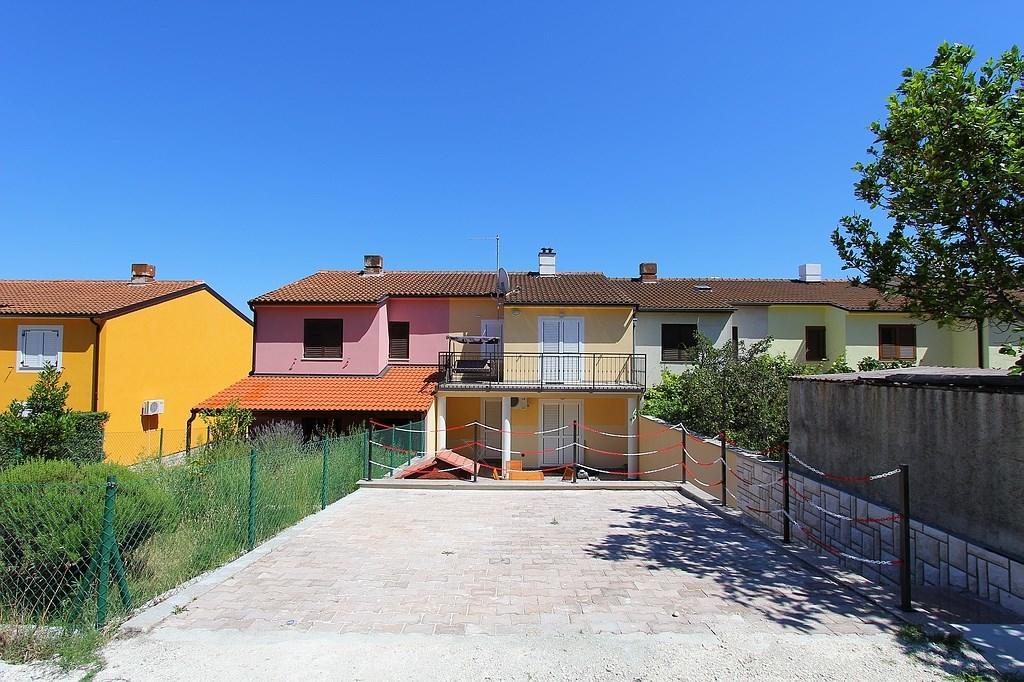 Apartments Danijel Premantura Exterior photo